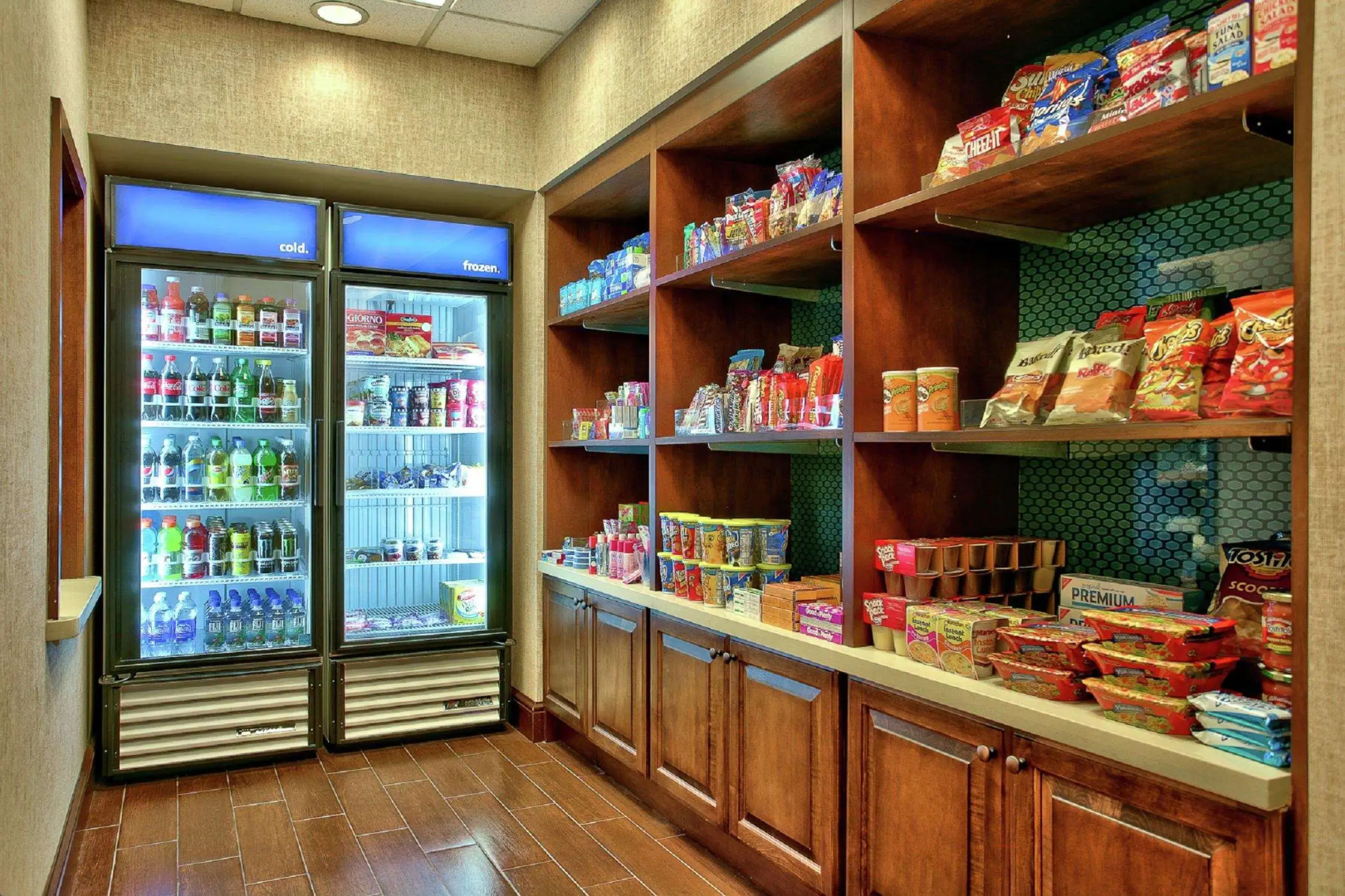 Hampton Inn & Suites Scottsdale at Talking Stick