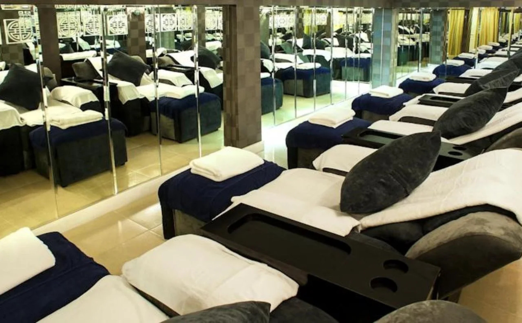 Minerva Church Hotel