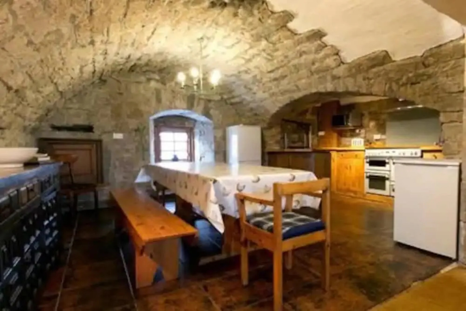 The Manor at Plane Castle - Sleeps 8 - Pets Ok