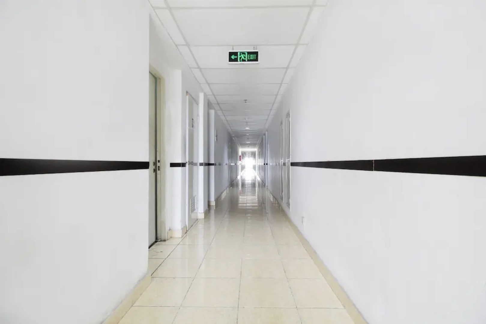 Airy Mutiara Bekasi Ahmad Yani 8