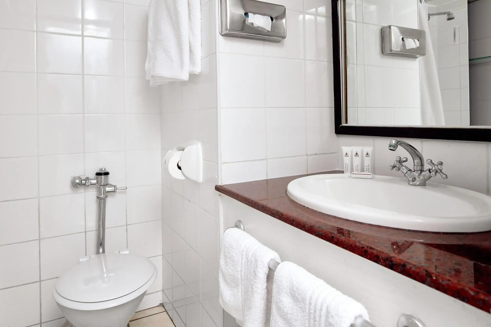 First Group La Montagne