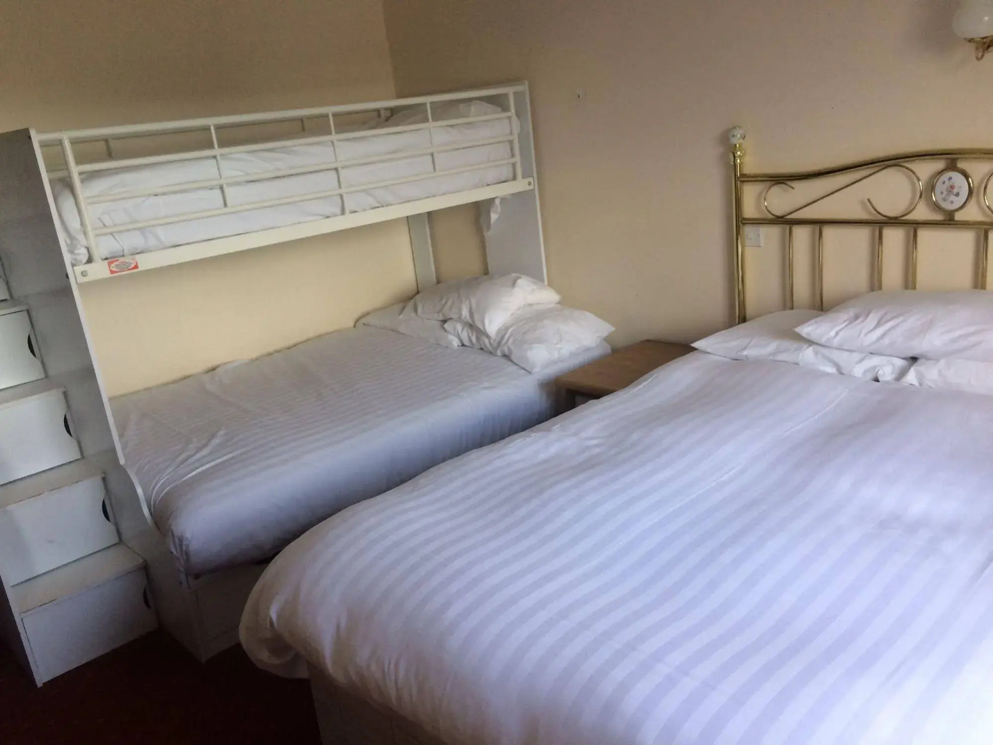 The White Rose Hotel