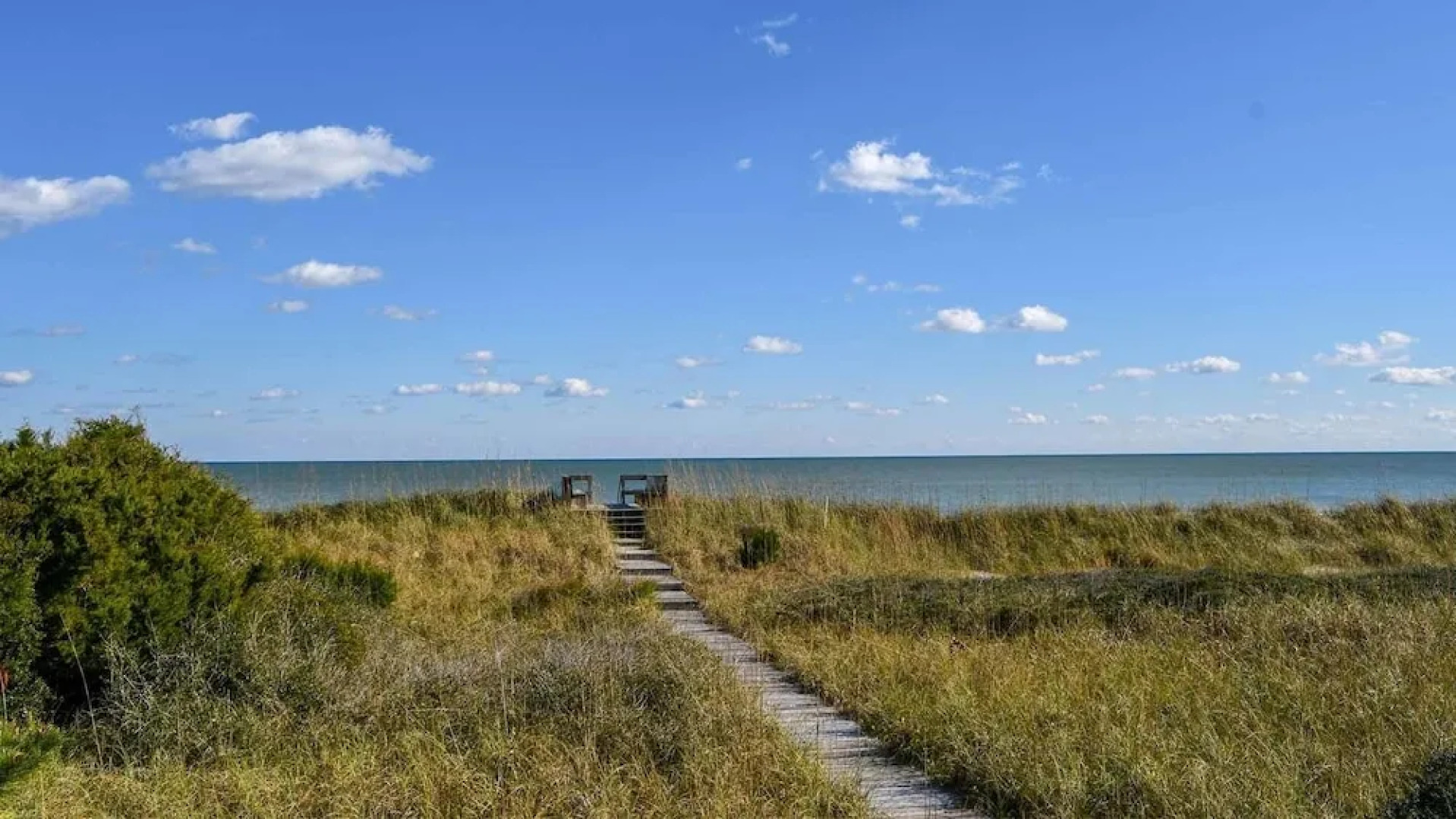 141 Sea Spray 4 Br Home by RedAwning