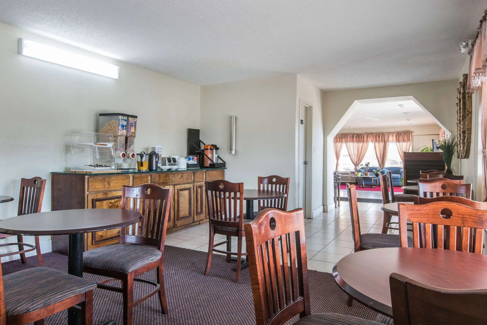 Rodeway Inn Marietta near Dobbins ARB