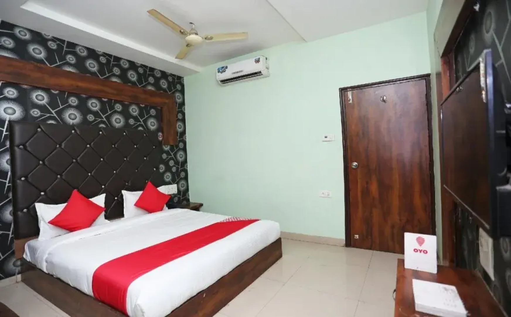 Hotel Sunrise by OYO Rooms