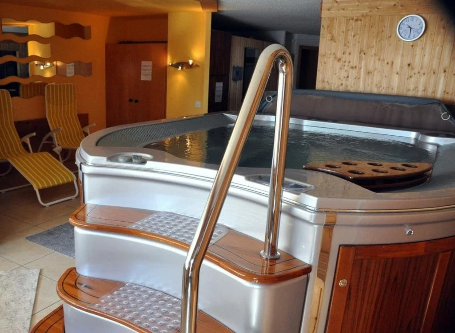 EDEN Hotel & Residence