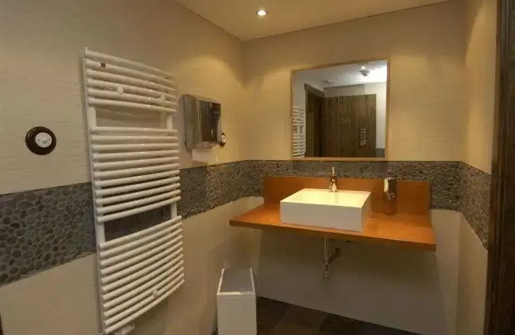 Hotel La Casa Del Rio