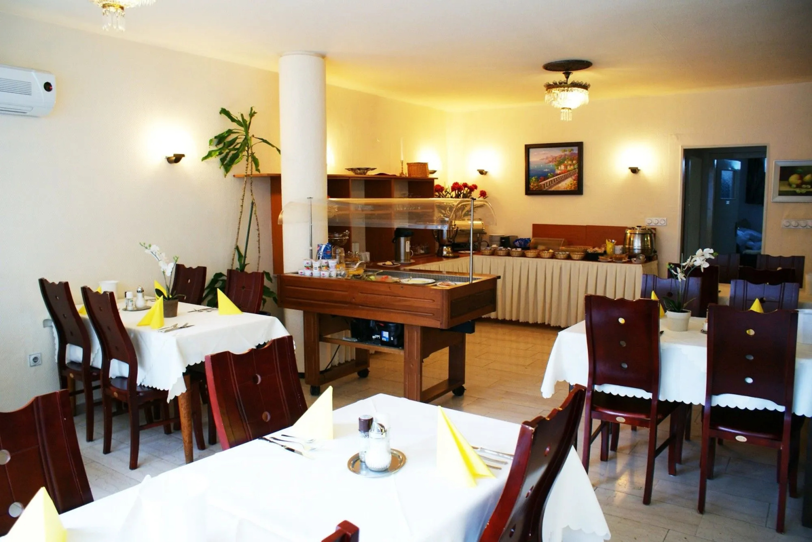 Bahn Hotel