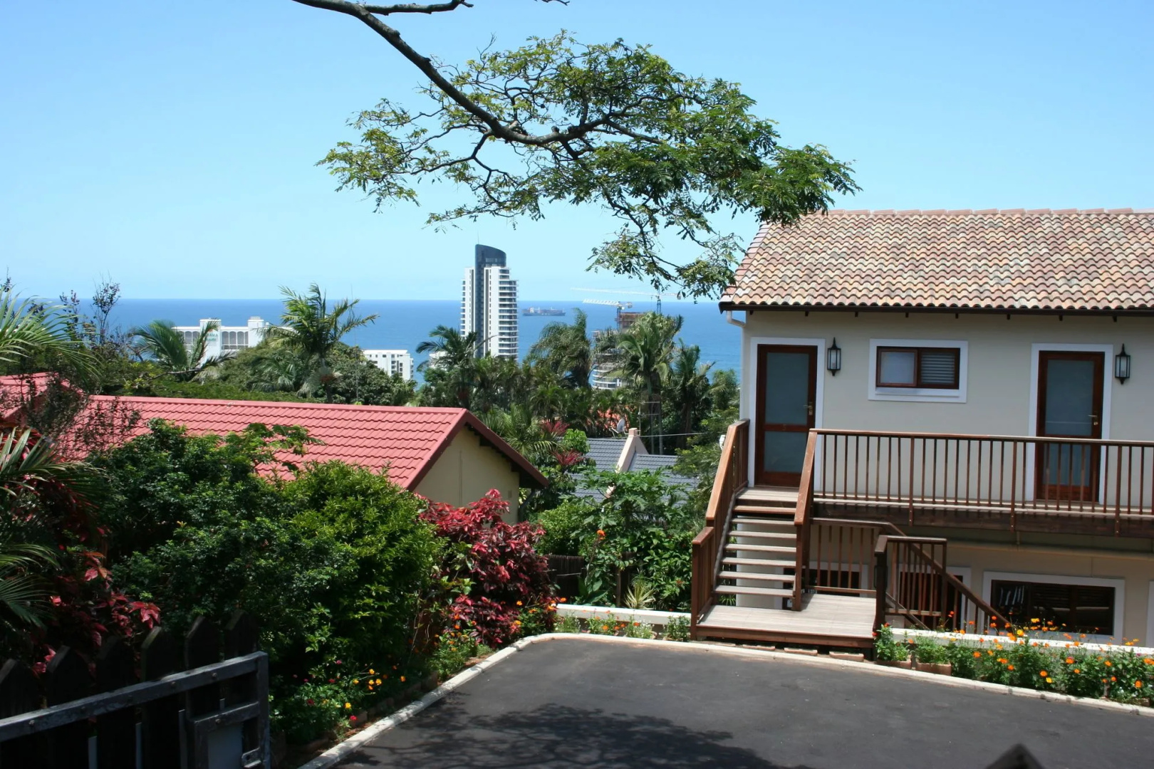 Crooked Tree Cottage