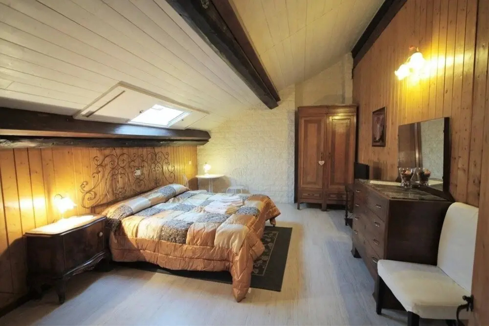 Big flat for groups.