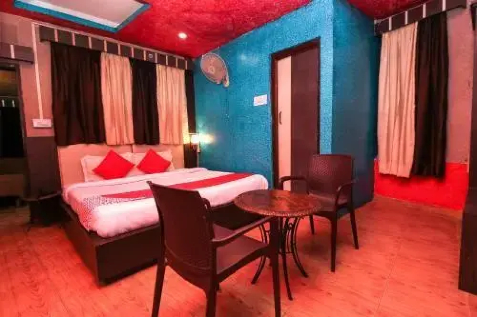 Hotel City Plaza by OYO Rooms