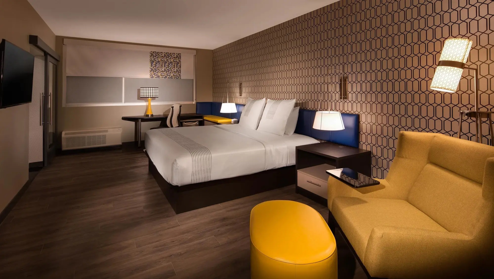 Glo By Best Western