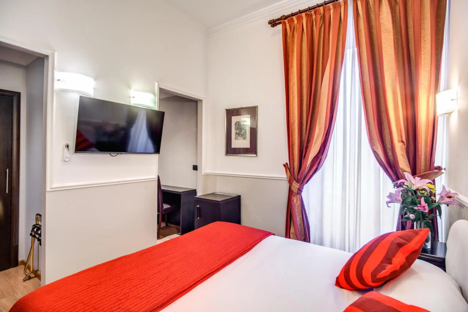 Everest Inn Rome