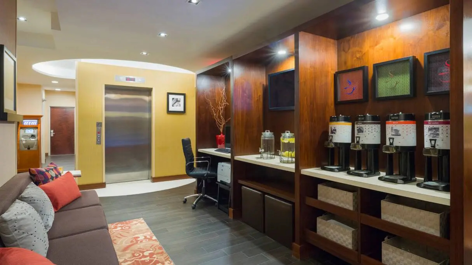 Hampton Inn Seaport Financial District