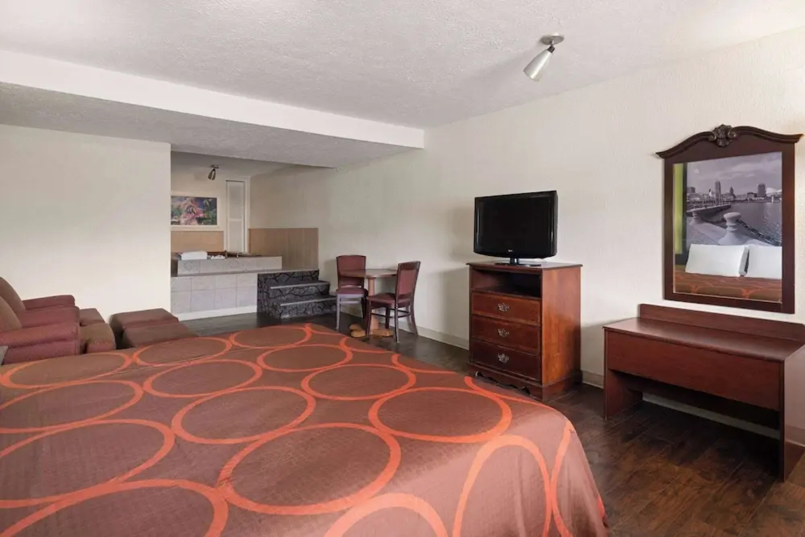 Super 8 by Wyndham Youngstown North