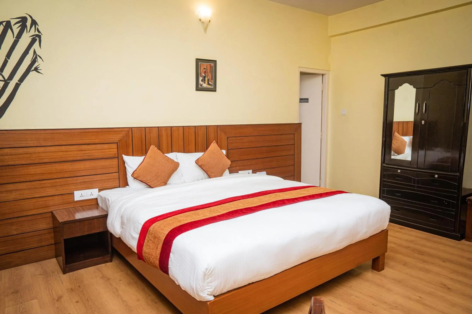 Hotel Crown Himalayas