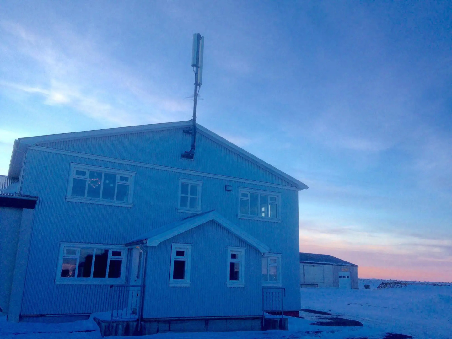 Bakki Hostel and Apartments