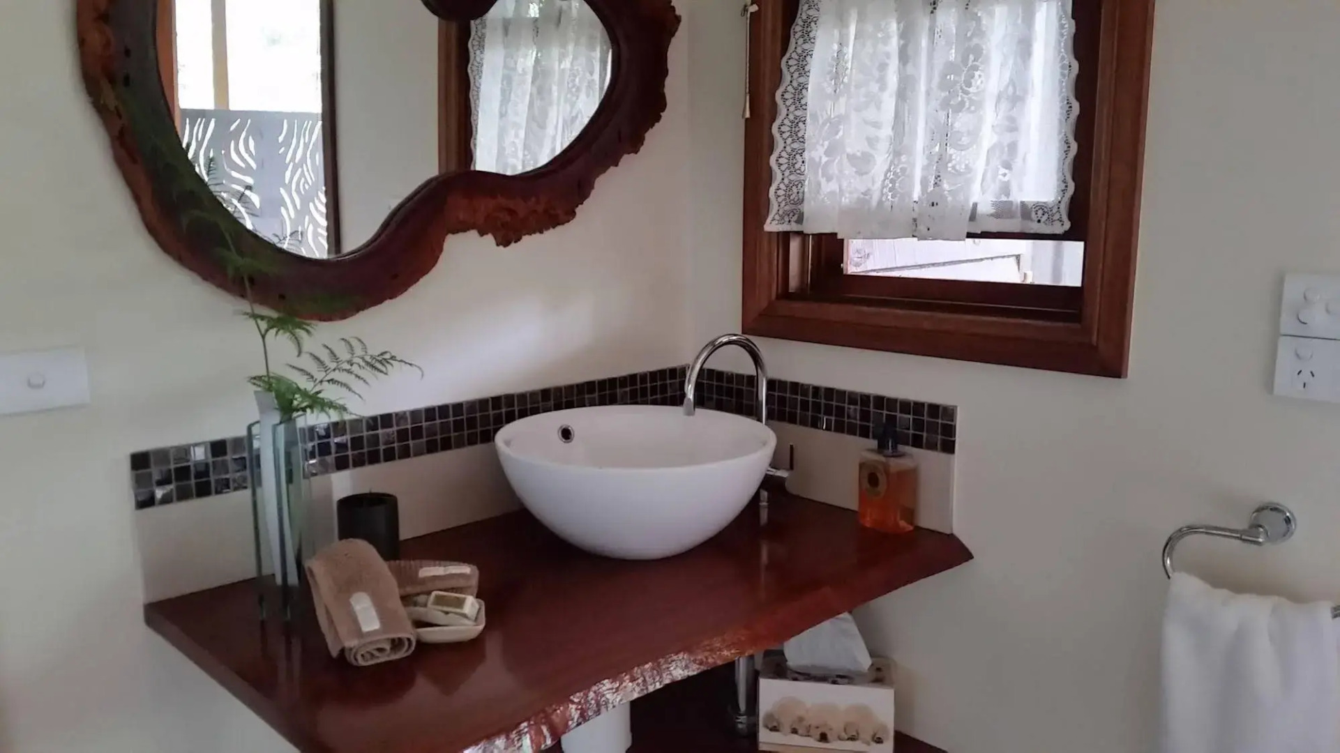 Bellbird Cottage B&B