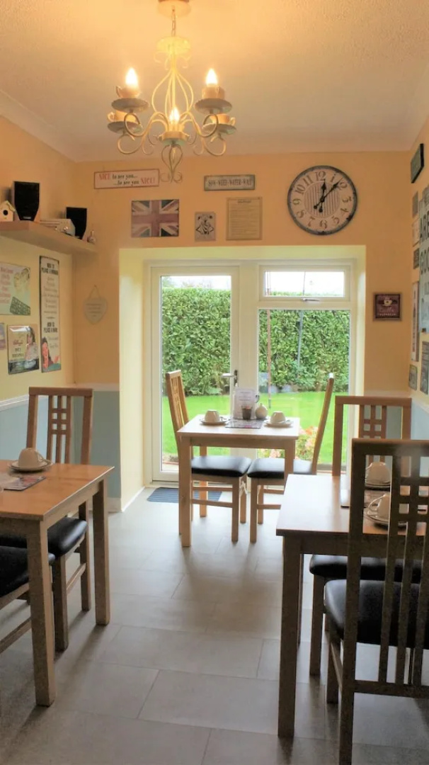 Alexander Guest House