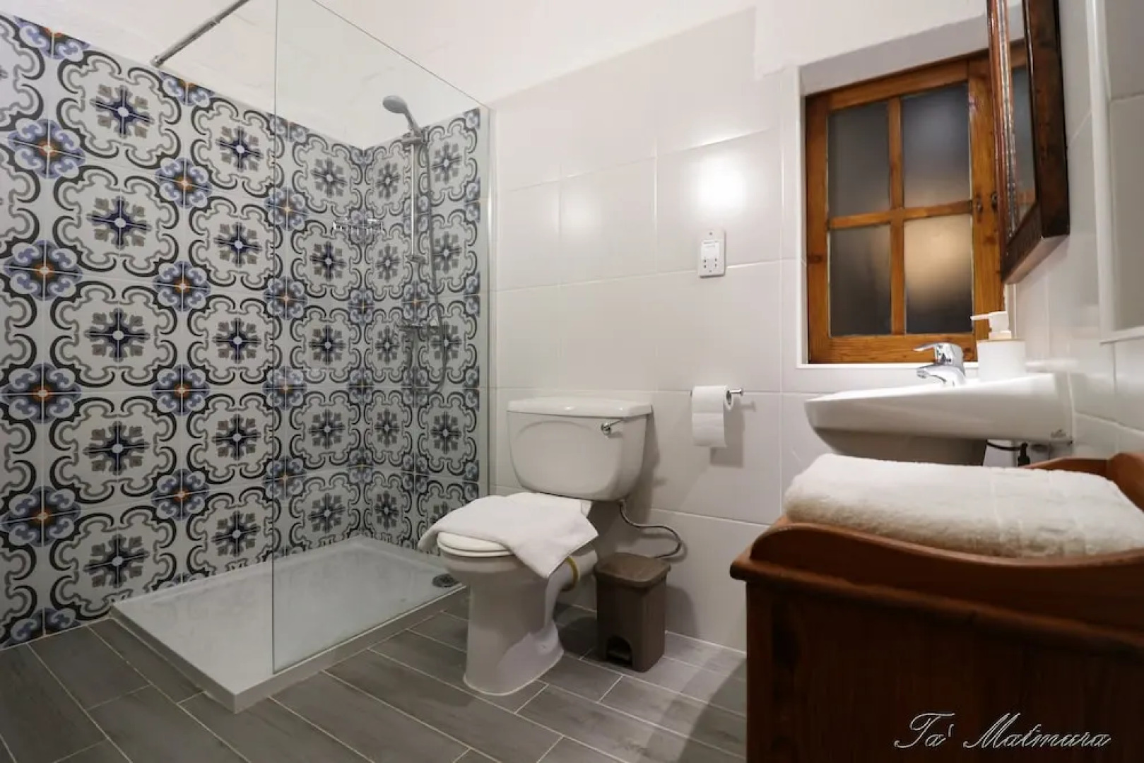 Ta' Matmura Farmhouse B&B