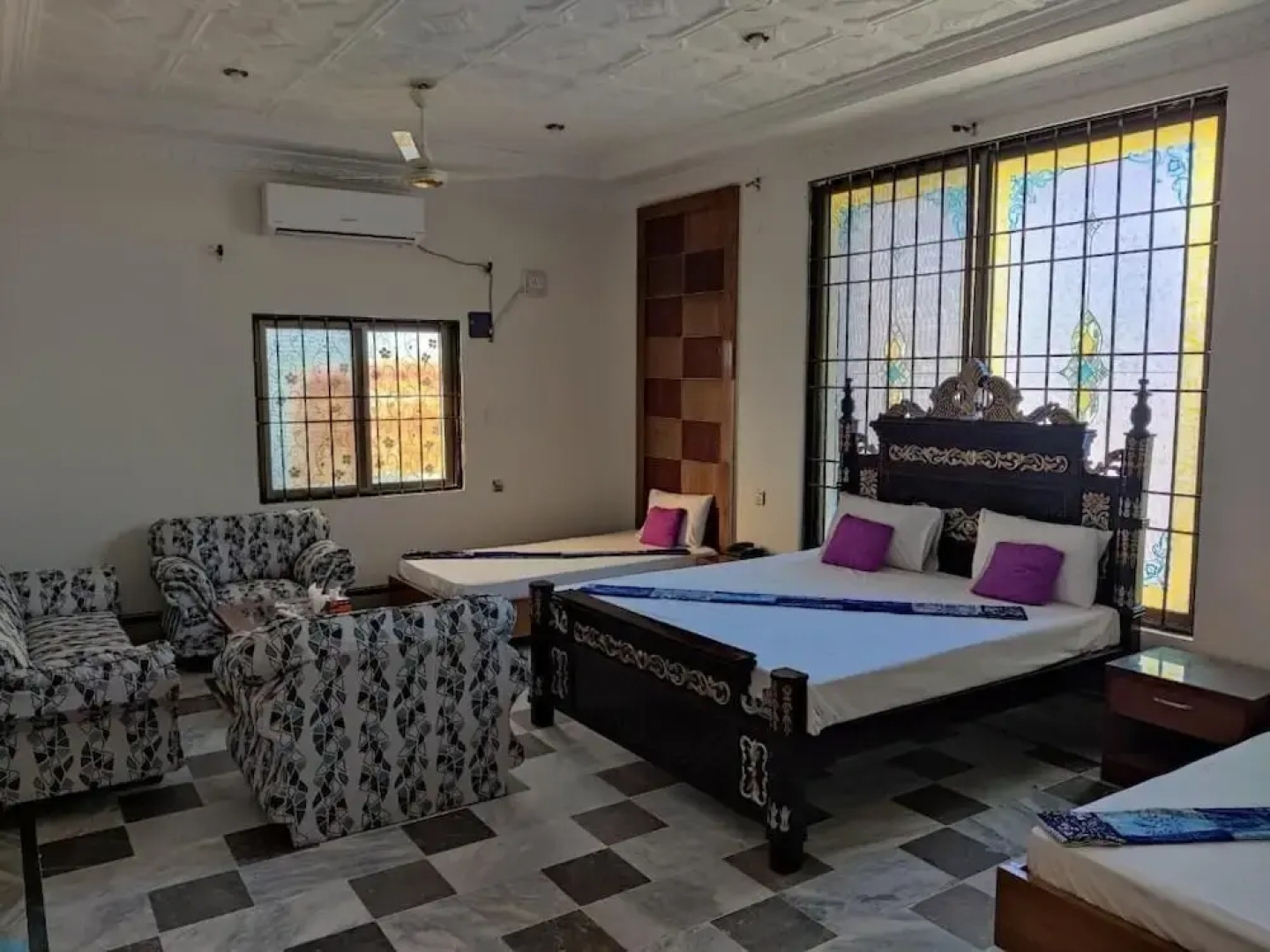 Comfort Rezidor Guest house