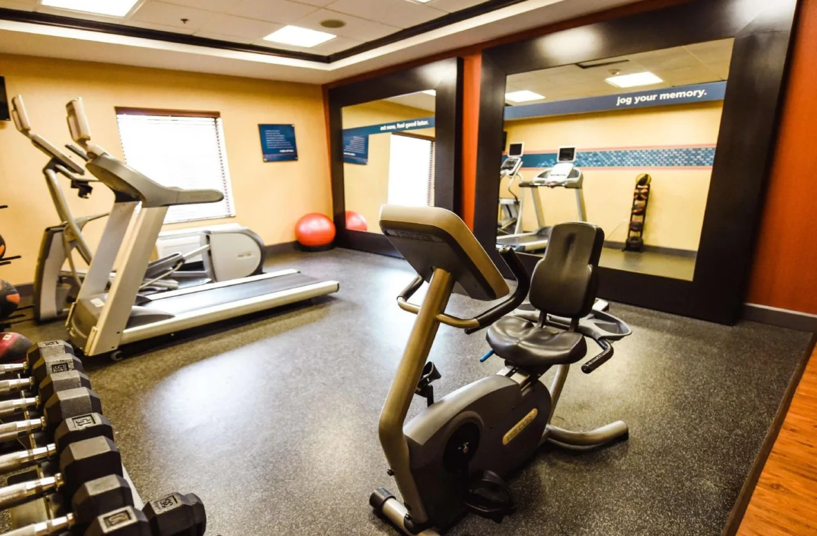 Hampton Inn and Suites Pine Bluff