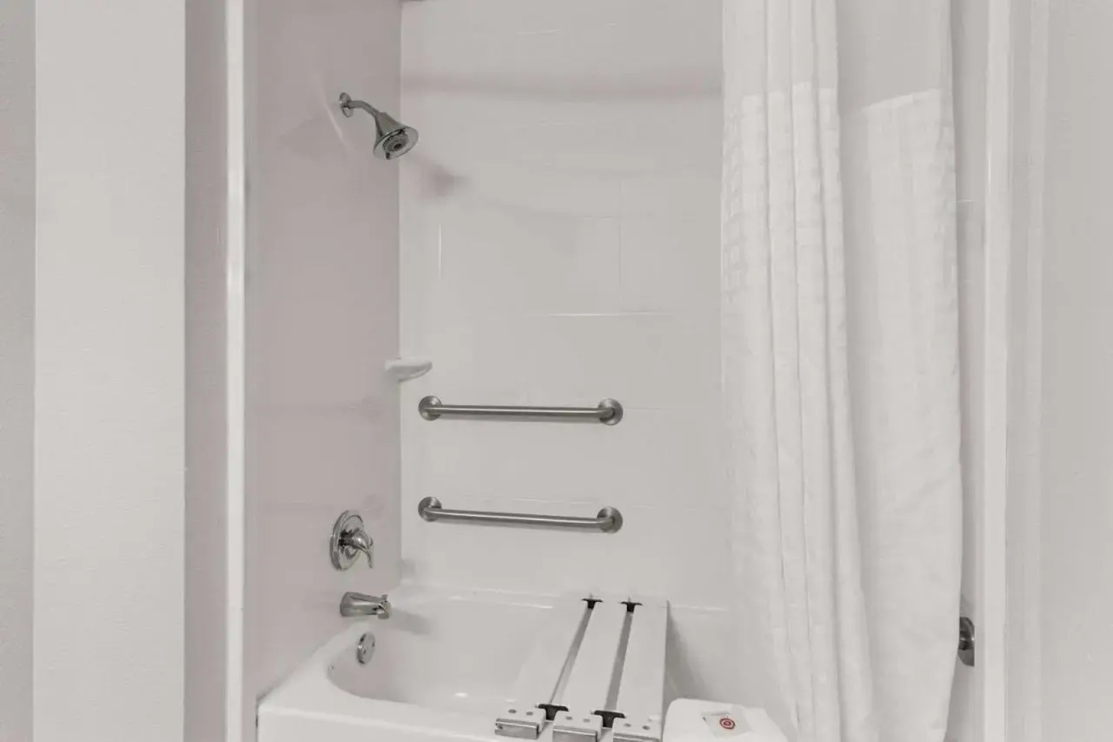 Comfort Inn & Suites near Tinley Park Amphitheater