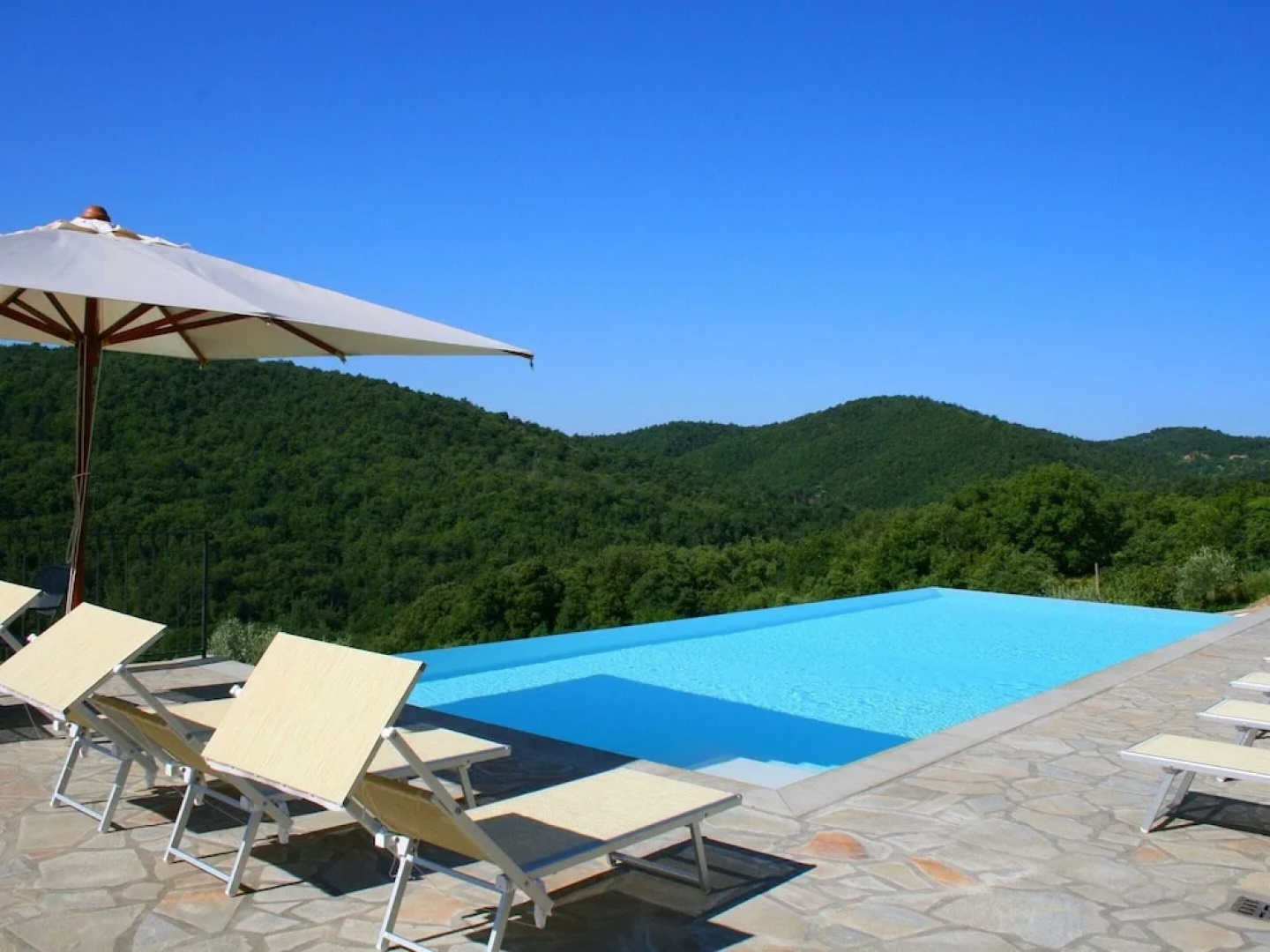 Farmhouse in Tuscany Near Anghiari