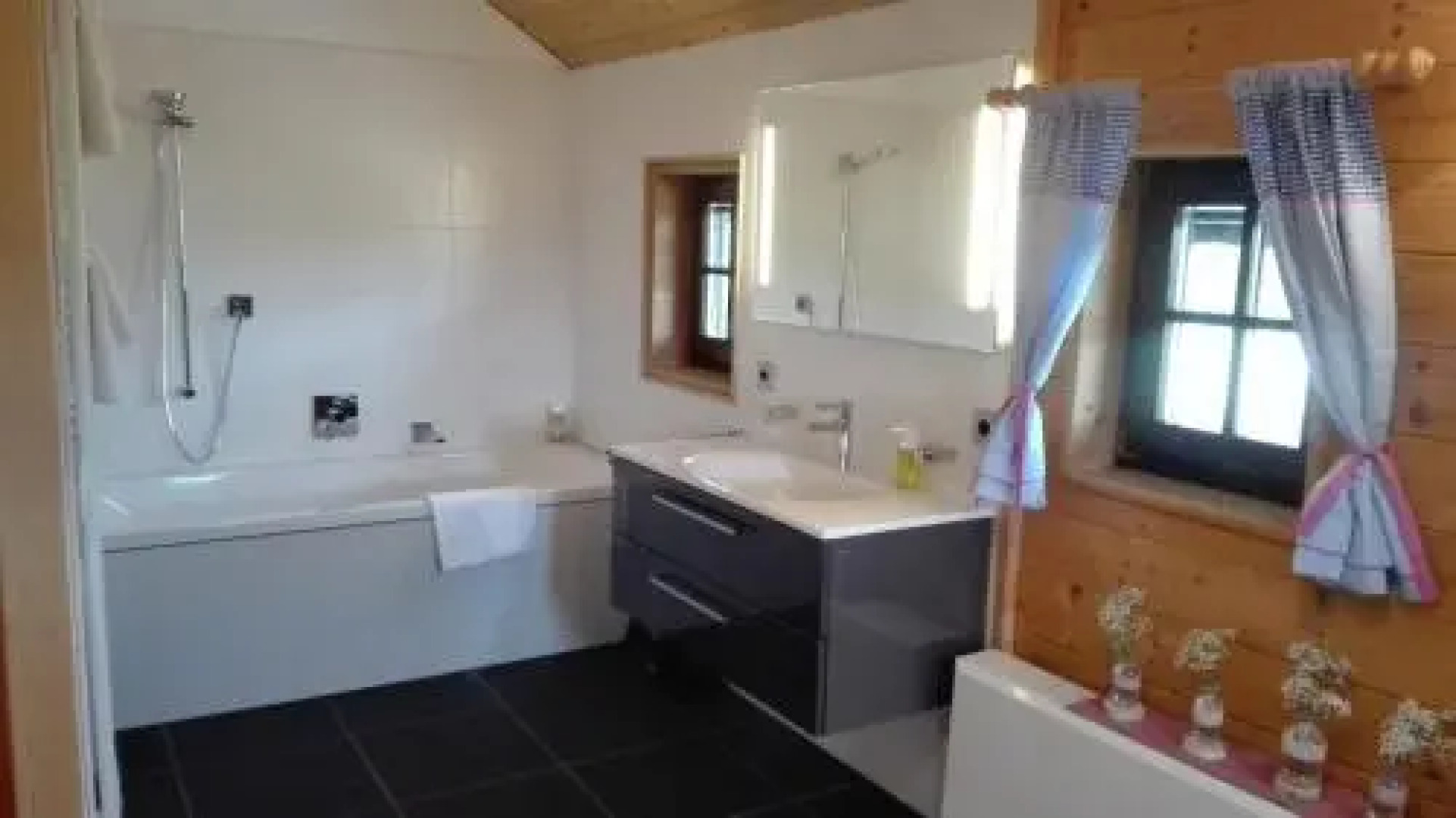 Kleebauer Biohof And Hotel