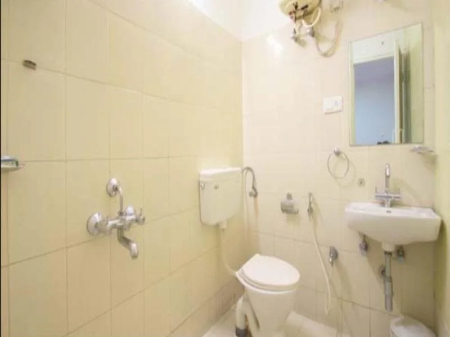 OYO 10107 Hotel Ankitha Residency