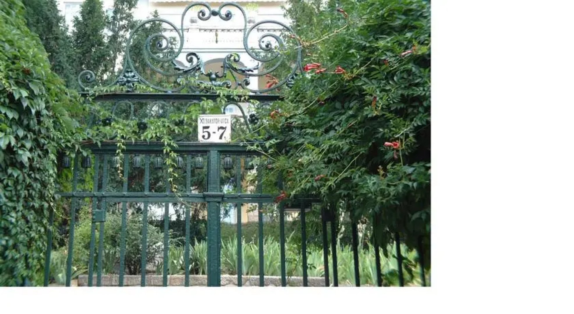 Bakator House Gellert Hill