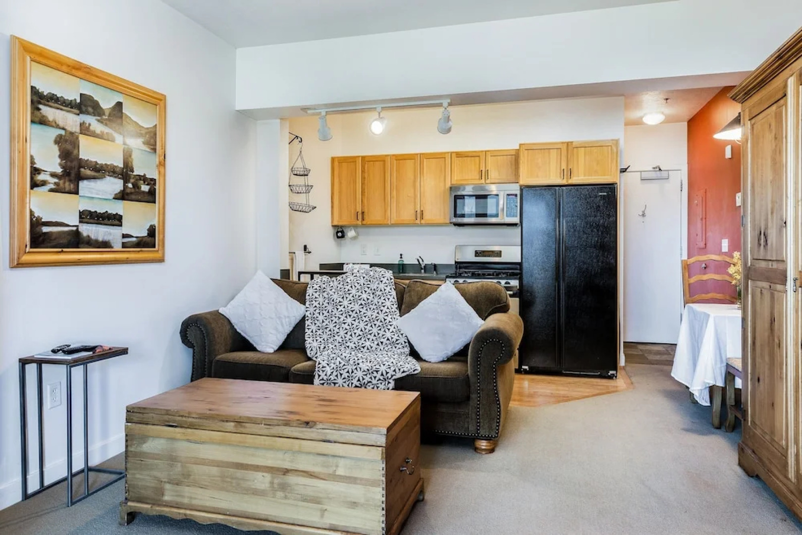 Lake View Ski Chalet