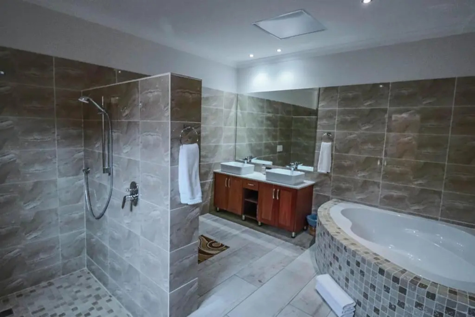 Golden Impalas Bush Resort