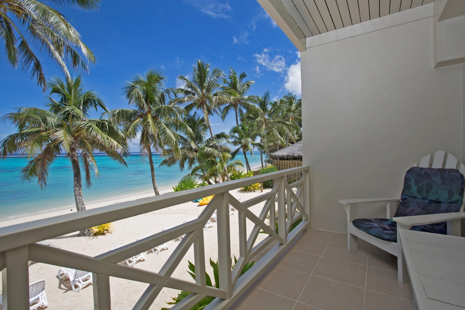 Moana Sands Beachfront Hotel