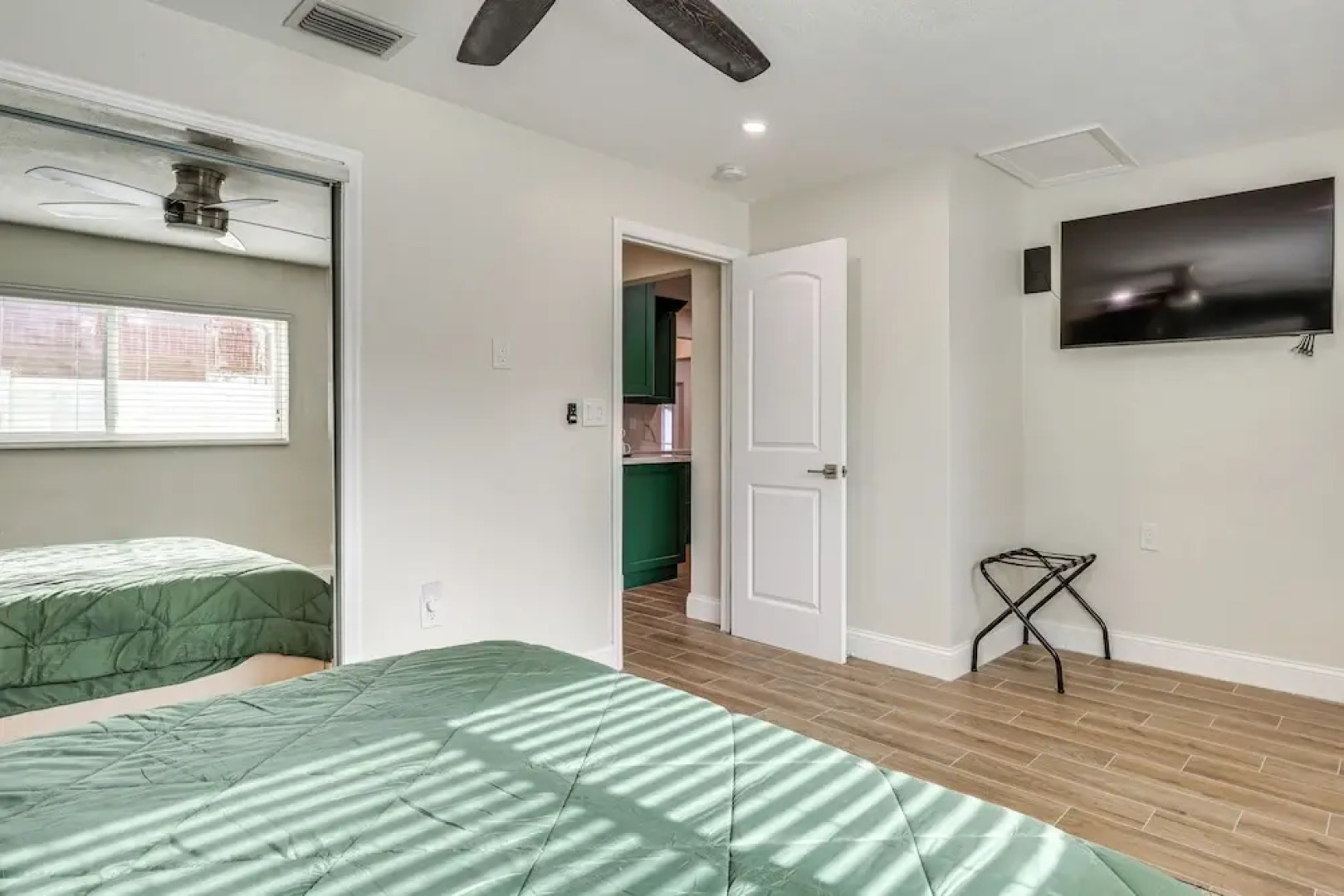 Backyard Oasis: Fort Lauderdale Home Near Beach