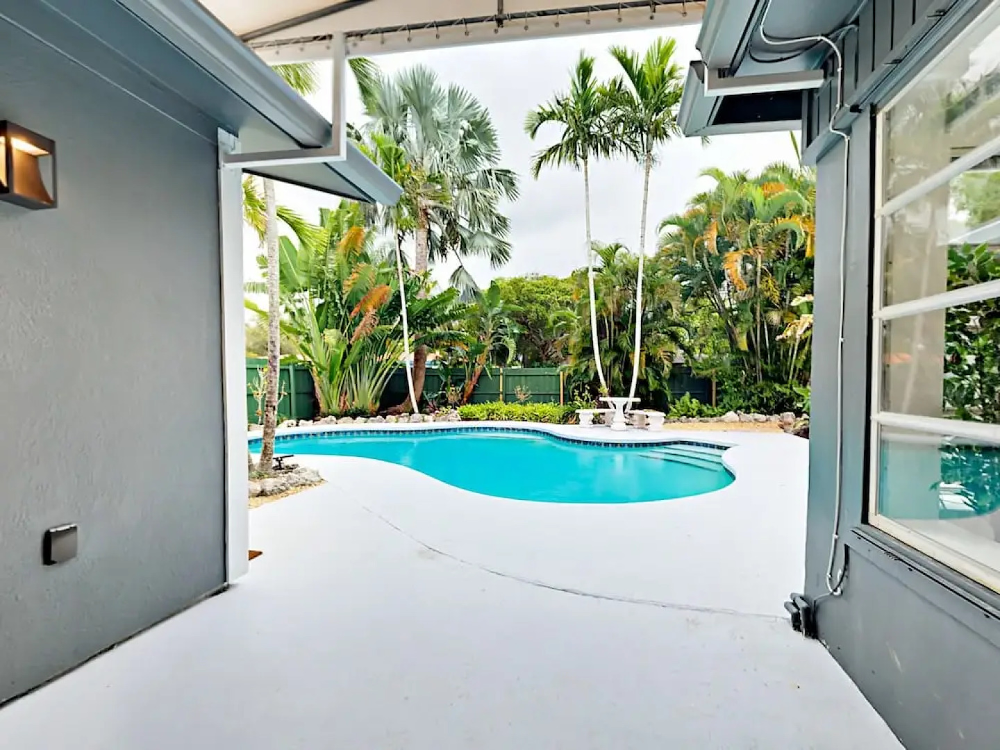 232 NW 23 Street Townhouse Entire House 4 Bedrooms 4 Bathrooms Townhou