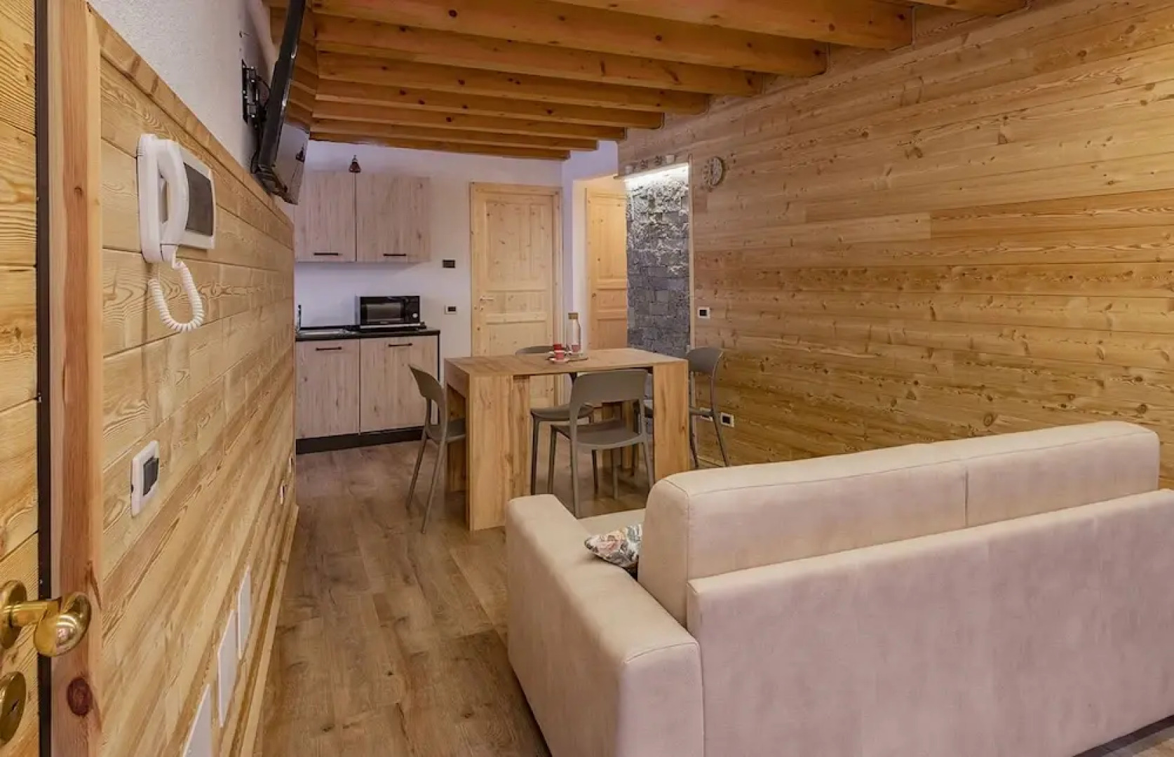 Wood Harmony in Vione