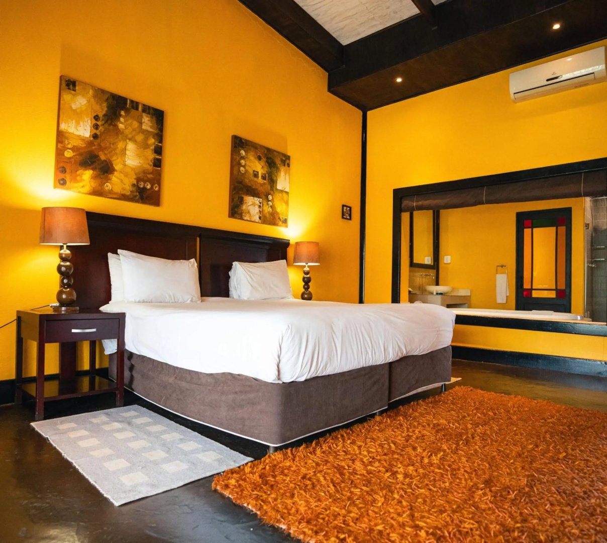 Riverstone Lodge