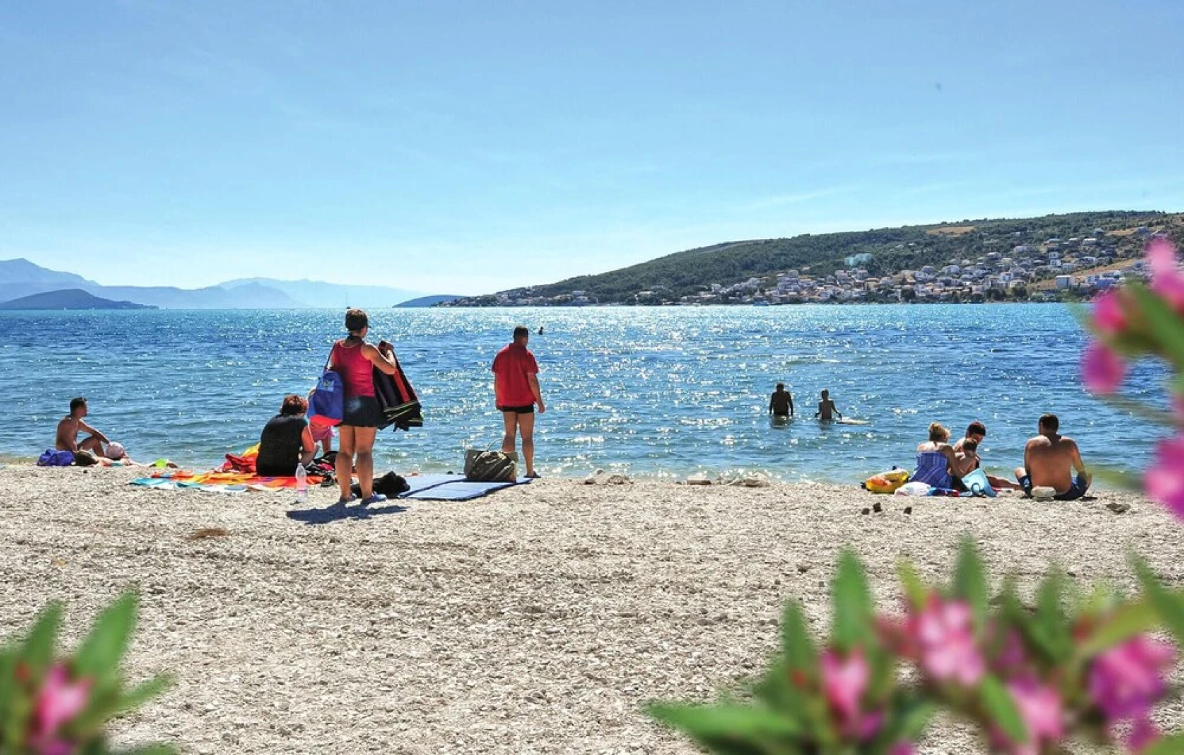 Beautiful Home in Pano With Wifi and 5 Bedrooms