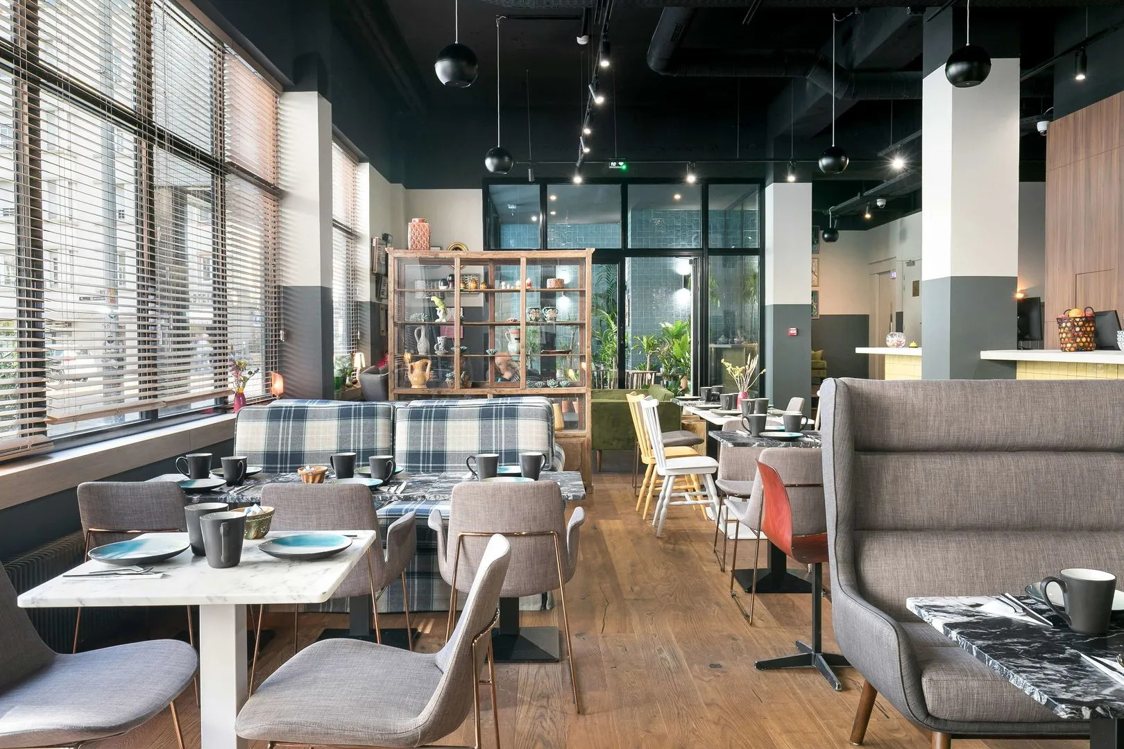 Kaijoo Hotel by HappyCulture