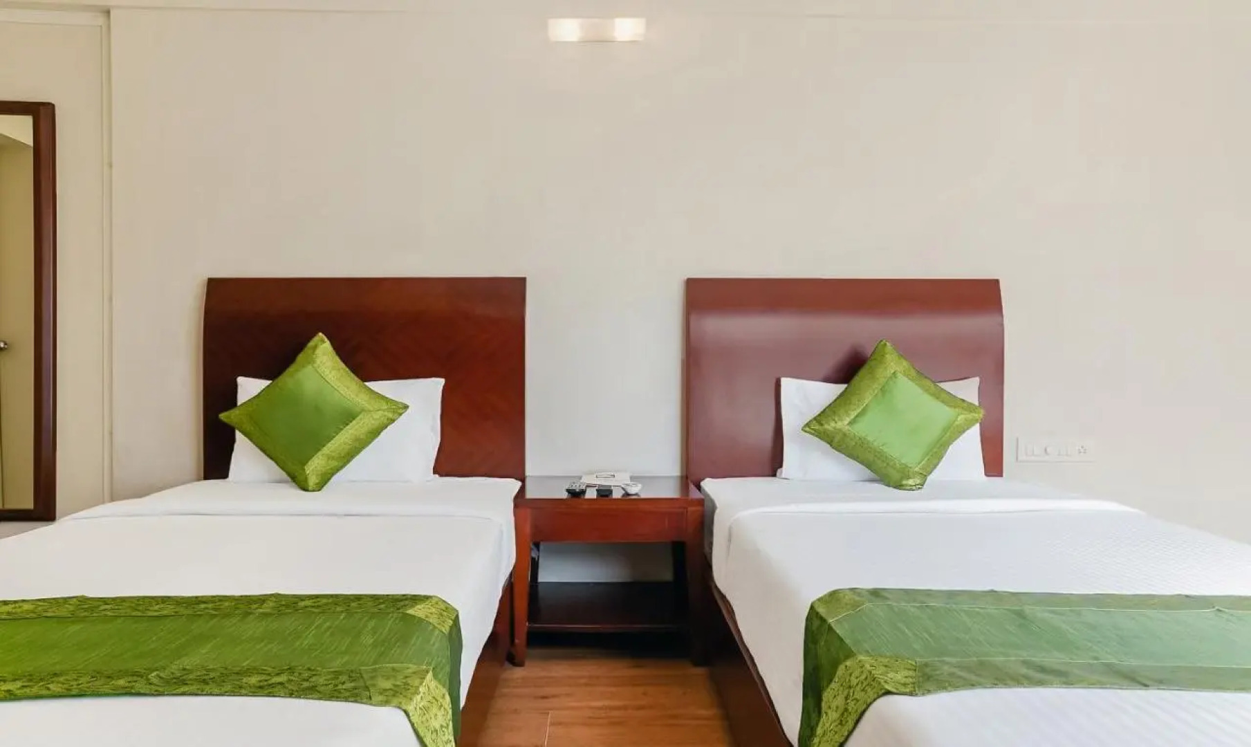 Treebo Trend Brooks Manor