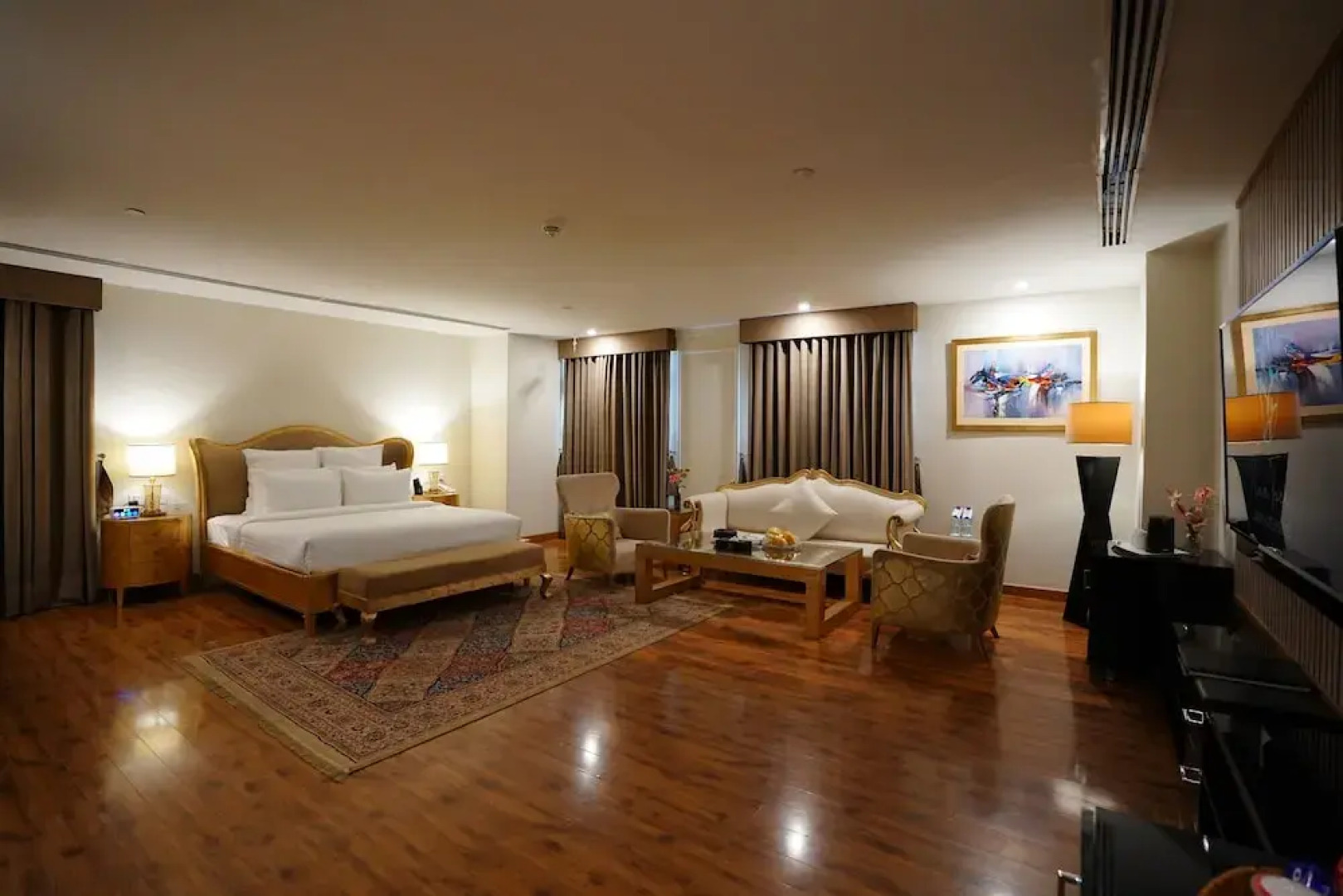 Nine Tree Luxury Hotel & Suites