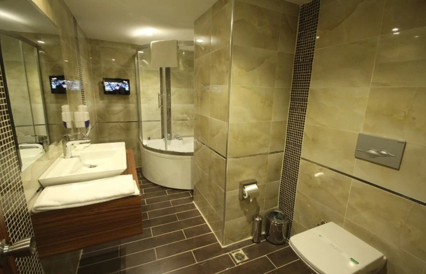 Palm City Hotel Turgutlu