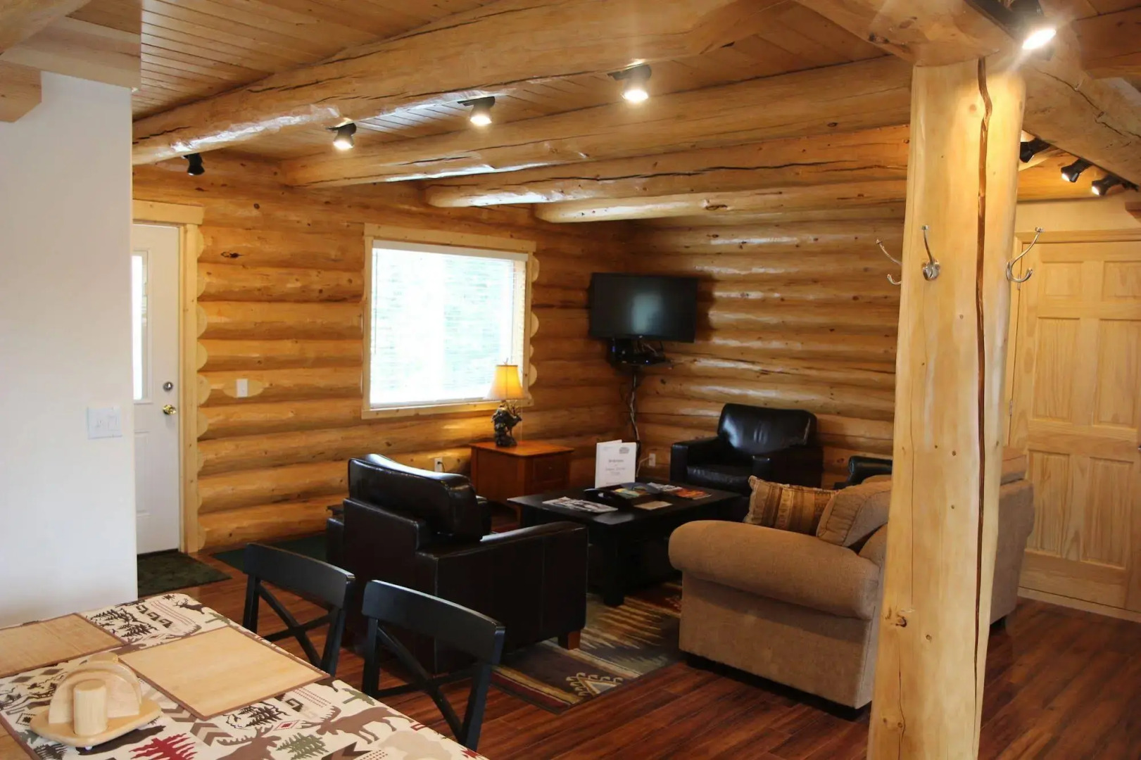 Salmon Catcher Lodge