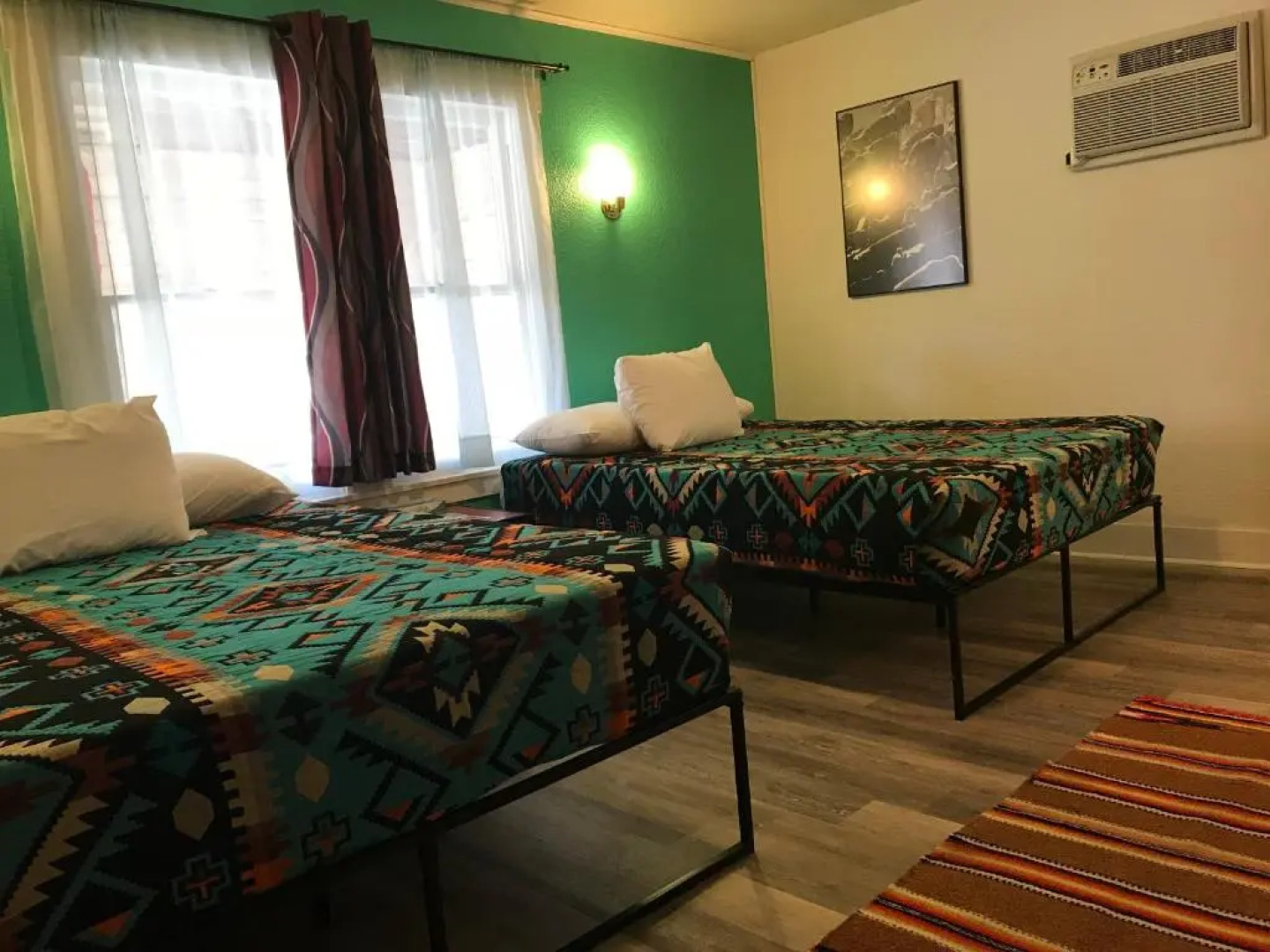 Hotel Kitsmiller on Main