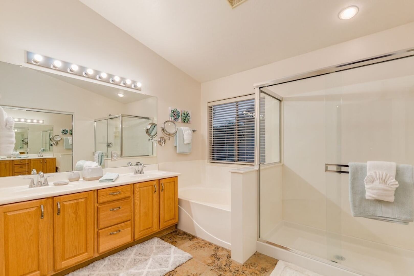 Desert Trail Lane 3 Bedroom Home