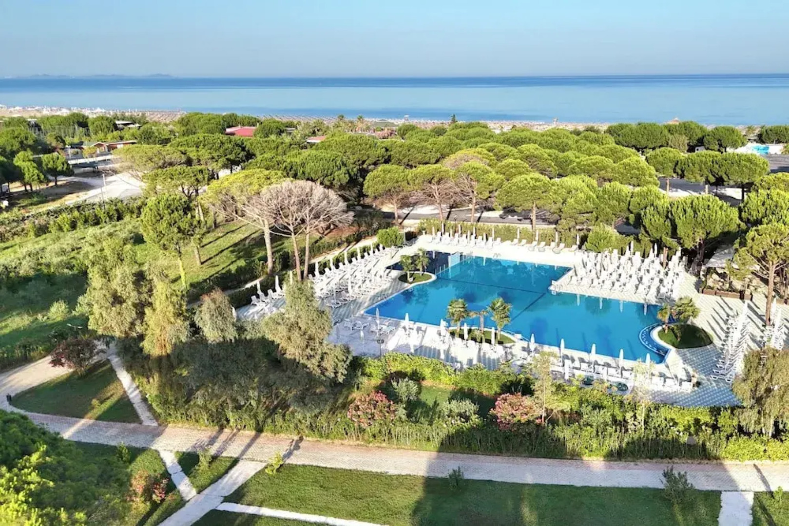 Lalzit Bay Dream Villa