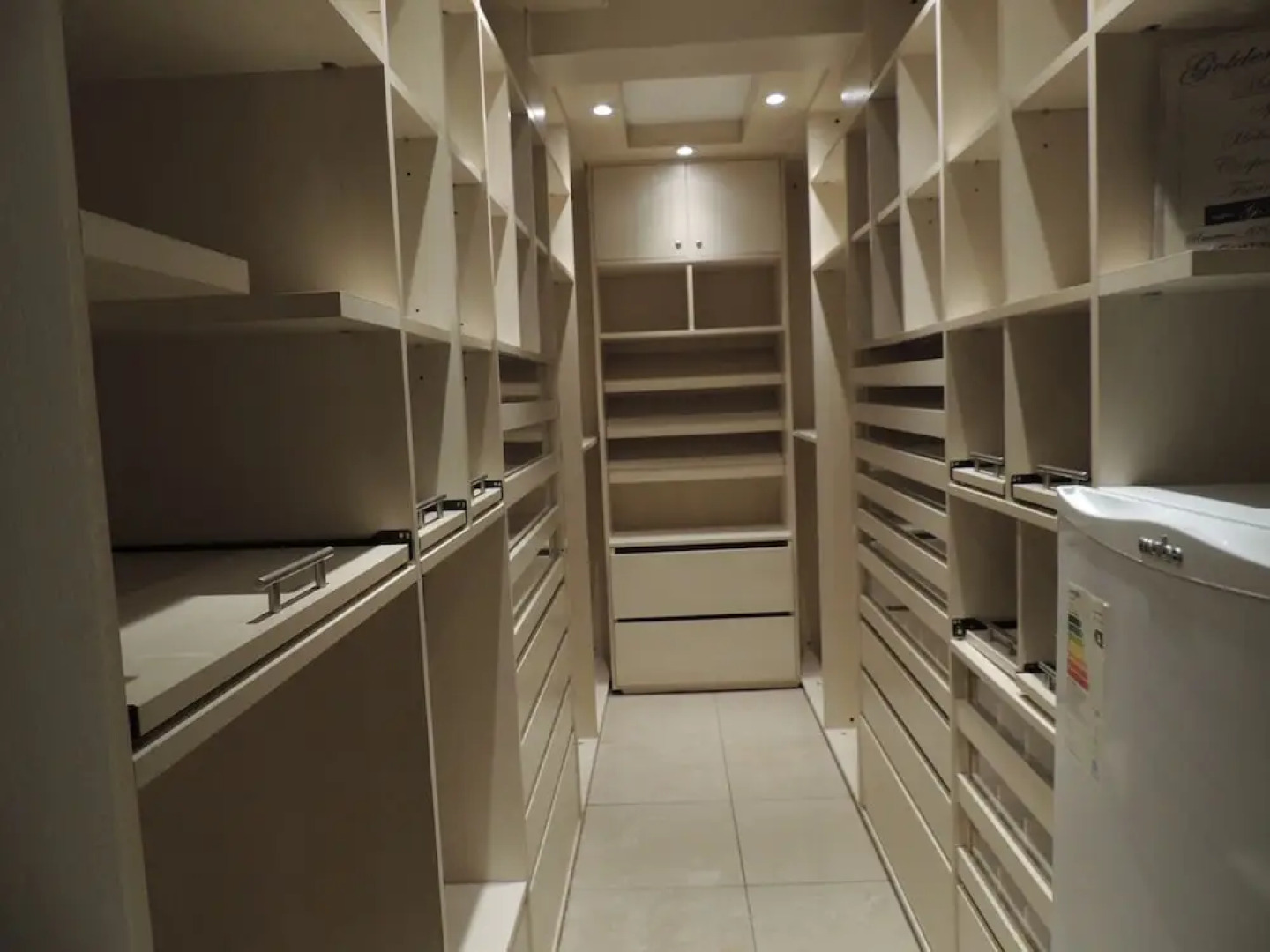 GM Rooms Rental Suites