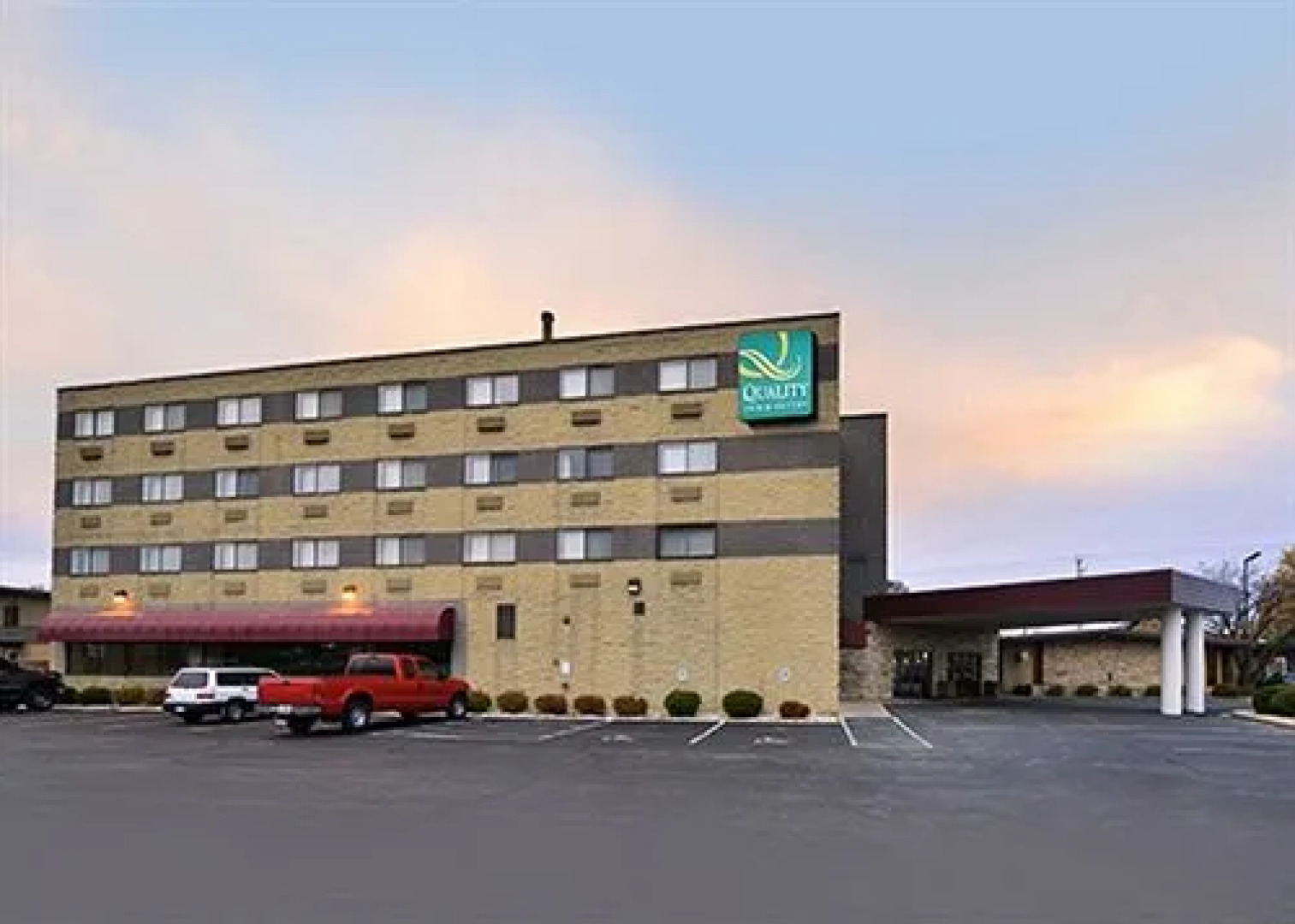 Quality Inn and Suites Beaver Dam