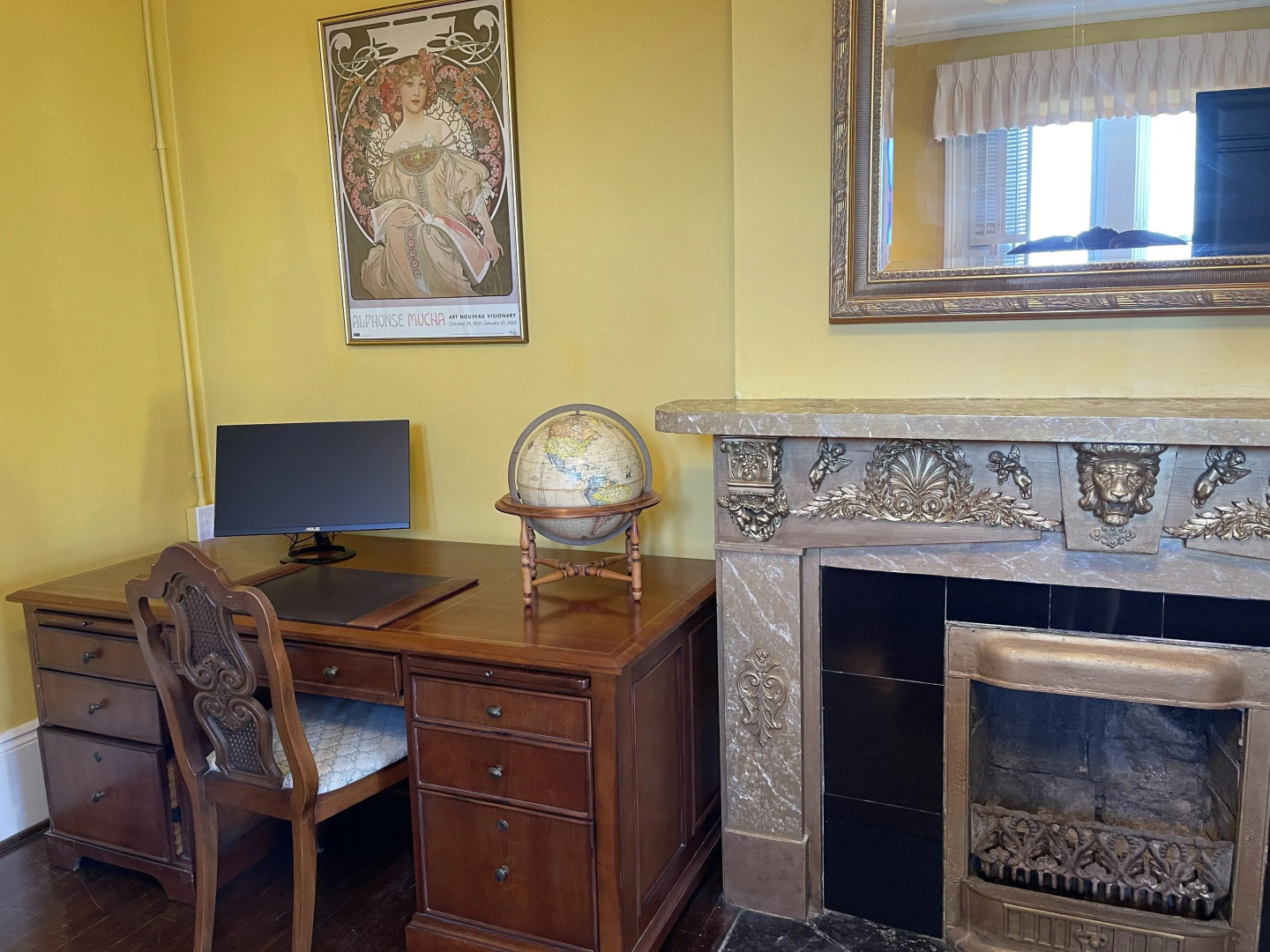 Chez Lindsey Bed & Breakfast